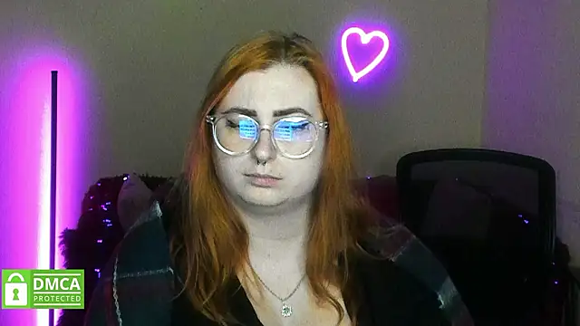 Chat +18 de Alicia_love00 ao vivo