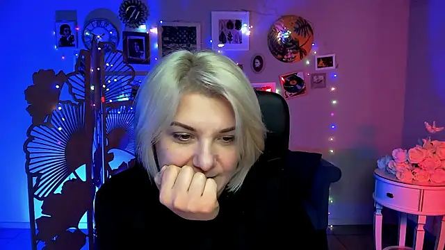 EvaEvals Live XXX-Chat