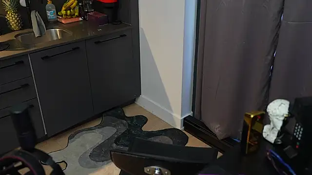 elliepixie: онлайн-секс-чат