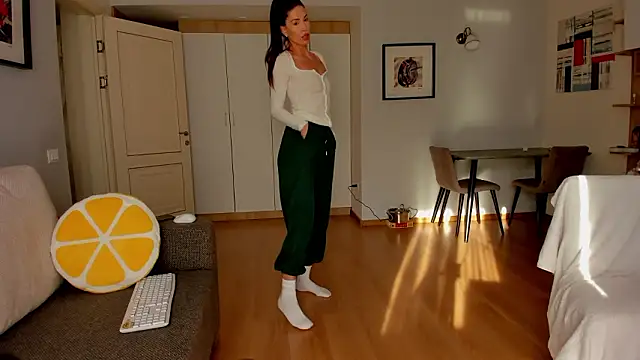 bellahot77のライブXXXチャット