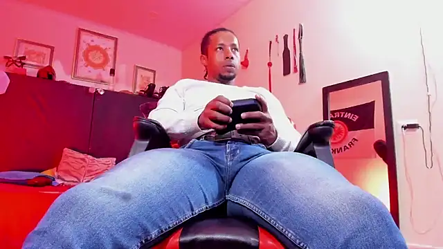 Czat XXX na żywo – AlejoKhalifa_