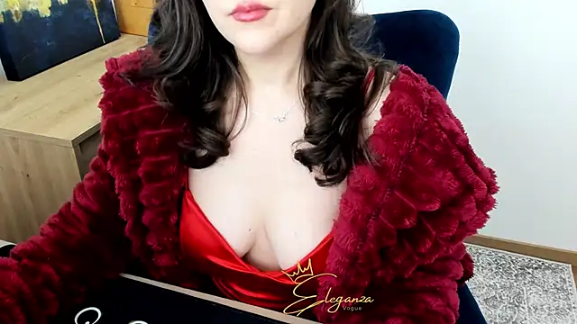 Eleganzavogue: онлайн-секс-чат