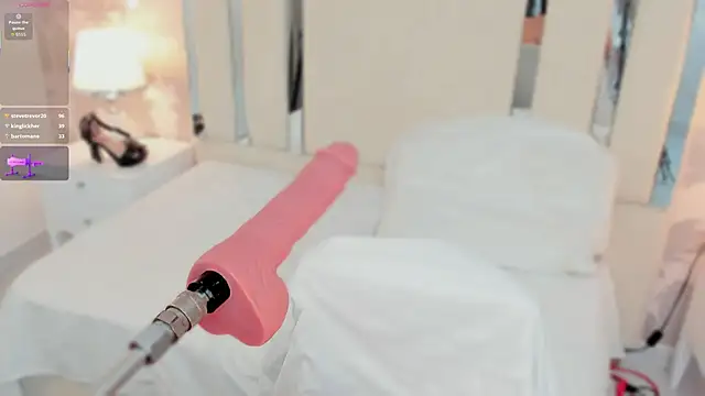 Miliaangeles: онлайн-секс-чат