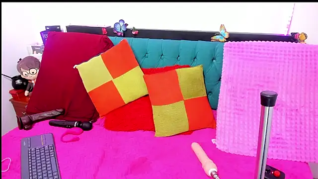 scarrlett40 Adlı Modelin Canlı XXX Sohbeti