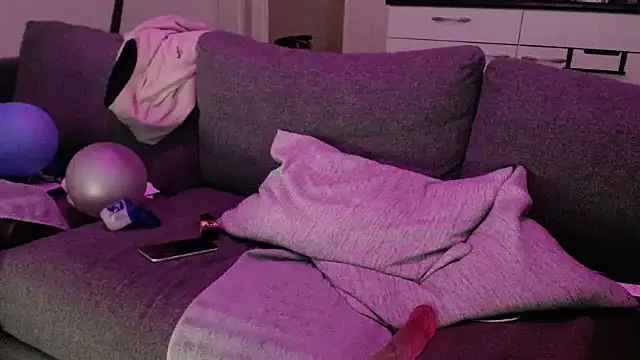 Pokazy przed kamerką – P4RtYBOII92