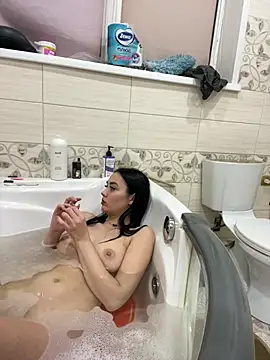 HoTMiA666's Live XXX Chat