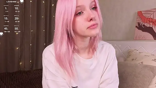 EdlaHewell's Live XXX Chat