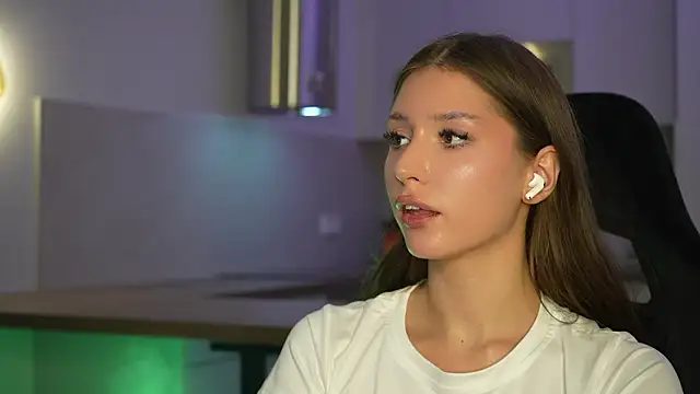 Cleose: онлайн-секс-чат