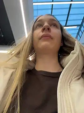 SashaCatt: онлайн-секс-чат