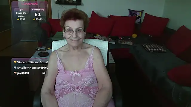 HeisseomaOriginal: онлайн-секс-чат