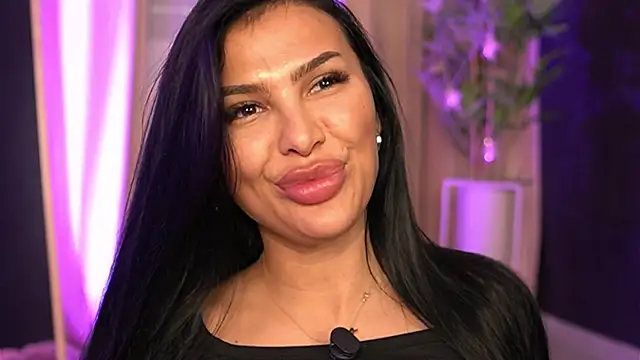 firesbomb777n Live XXX chat