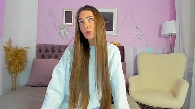 Evalaniss: онлайн-секс-чат