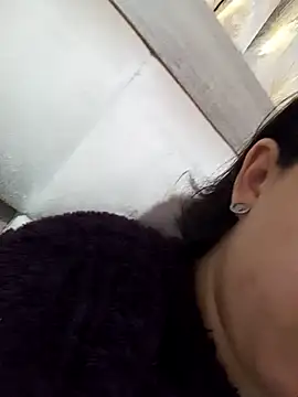 Beerrry Chat XXX in diretta