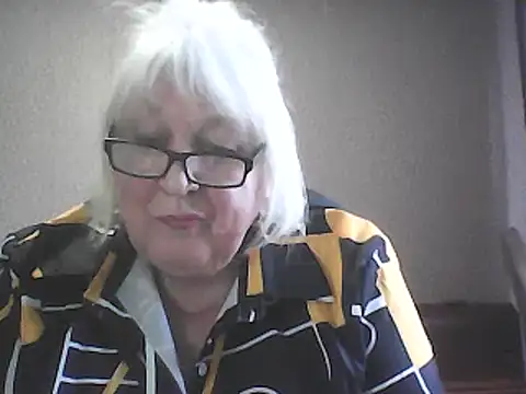 Chat +18 de Alexia64231 ao vivo