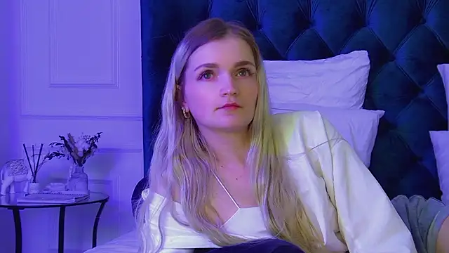 AnnyRaii Live XXX Chat