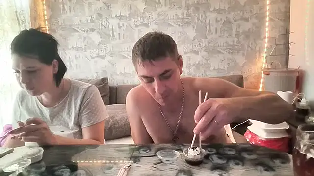 Sladkay-Parochka35 Webcam Show