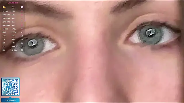 ErlinaBuoy élő XXX-chatje