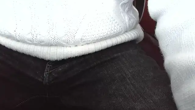 hairyandtiny's Live XXX Chat