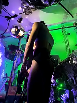 gurlnips Chat XXX in diretta