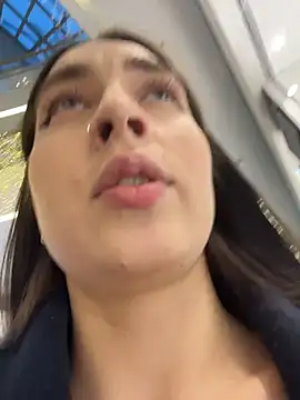 Chat XXX ao vivo de Holly_Play