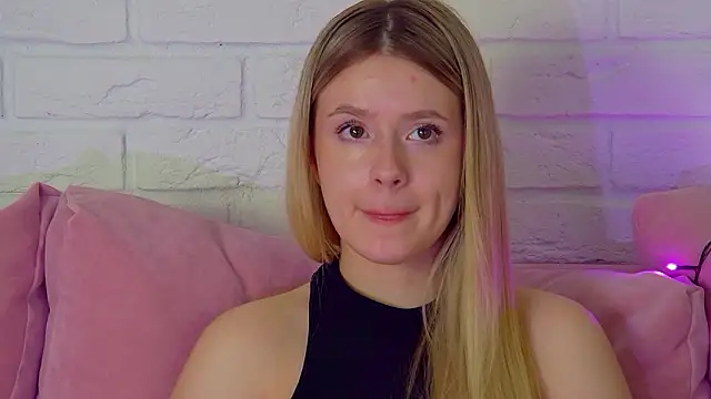 MilanaBalmainのライブXXXチャット