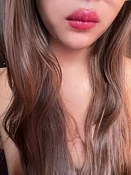 Chat XXX en directo de Queen_Shanuu