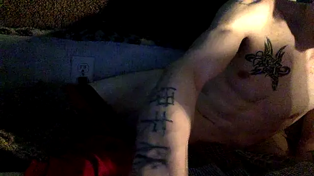 Ilovepussy1911's Live XXX Chat