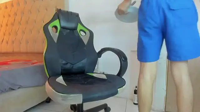 Darkknightx01's Live XXX Chat