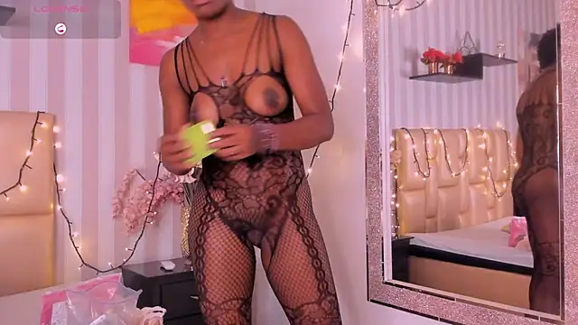 DarkHoneyy 라이브 XXX 채팅