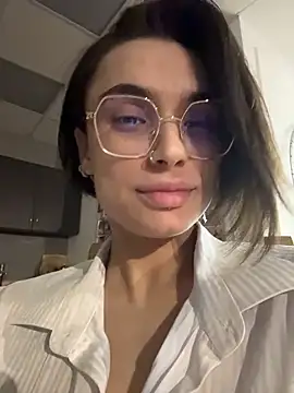 VioletAsh élő XXX-chatje