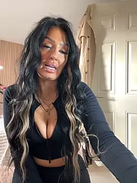 Lolaxox_: онлайн-секс-чат