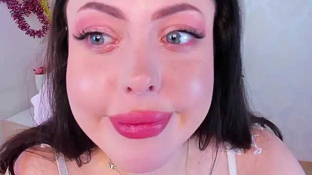 AlbaLimory élő XXX-chatje