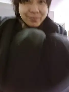 muuna9999: онлайн-секс-чат