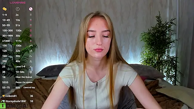 Stacy_River Live XXX-chat