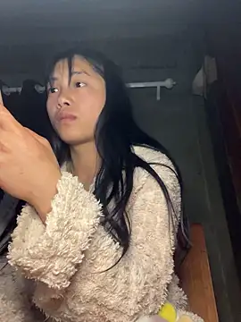 LyLyX09: онлайн-секс-чат