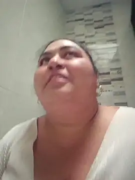 curvy_diva_ Show Webcam