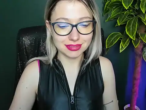 XXX chat uživo modela loveHeidi