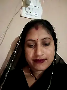 Rayal_bhabi Show in webcam