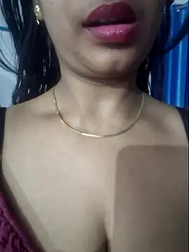 Jayae23 élő XXX-chatje