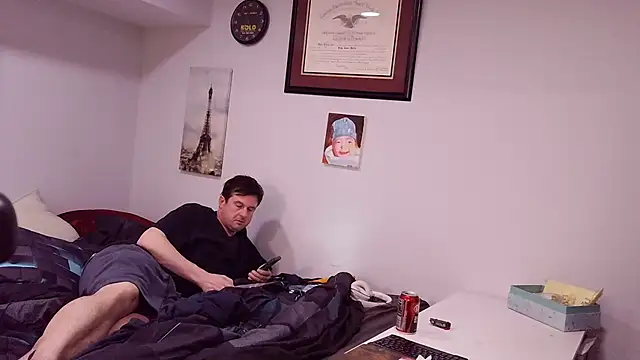 nobored: διαδικτυακό σόου στην κάμερα