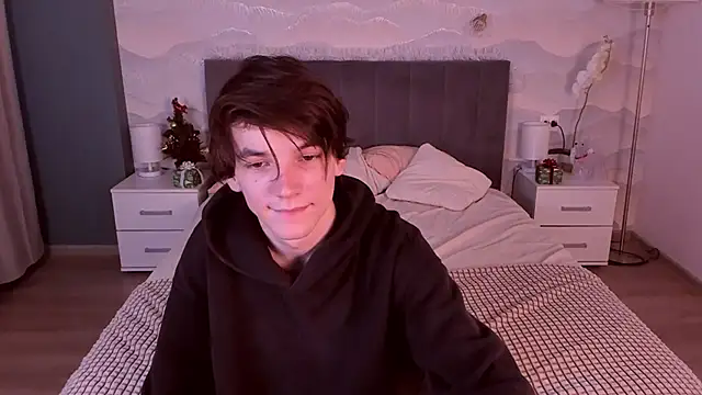 al__f: διαδικτυακό σόου στην κάμερα