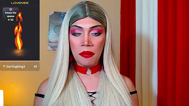 deliciousClaire Show in webcam