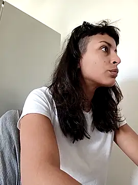 Show modela Aurafighter na web-kameri