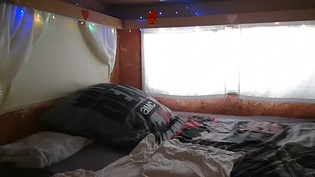 Sylly: απευθείας συνομιλία ΧΧΧ