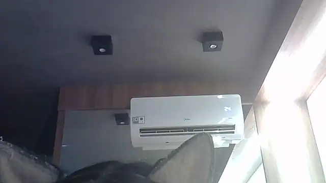 Chatroom XXX en direct de SkinnyKitten