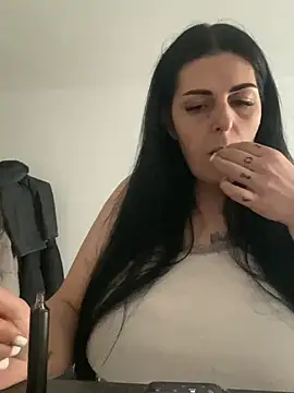 Mary_Hot_: απευθείας συνομιλία ΧΧΧ