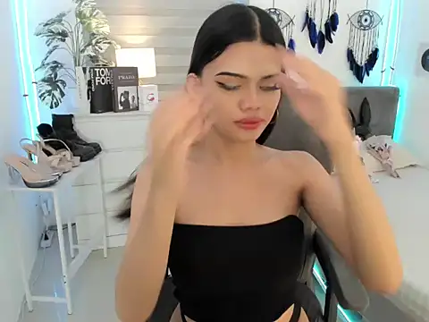 tstoni_talks' Live XXX Chat