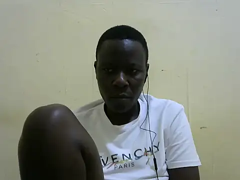 sweet_candy254 élő XXX-chatje