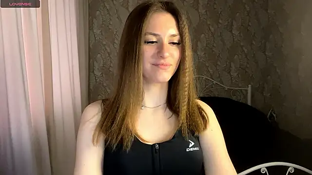 miainheat Adlı Modelin Canlı XXX Sohbeti