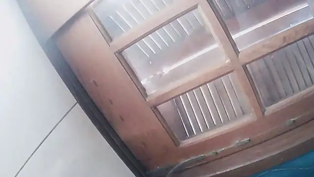 Chat +18 de ju_muniz01 ao vivo